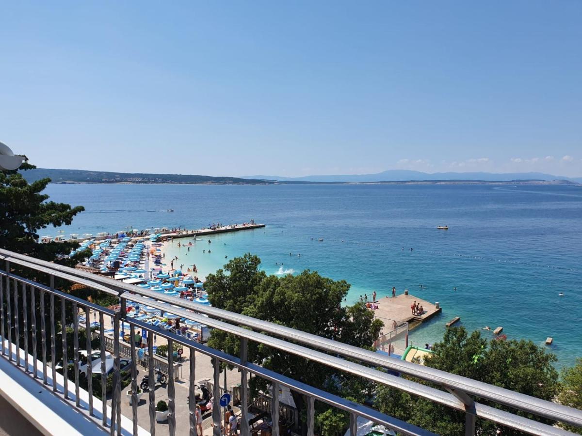 Apartmani Plaza Selce Eksteriør bilde