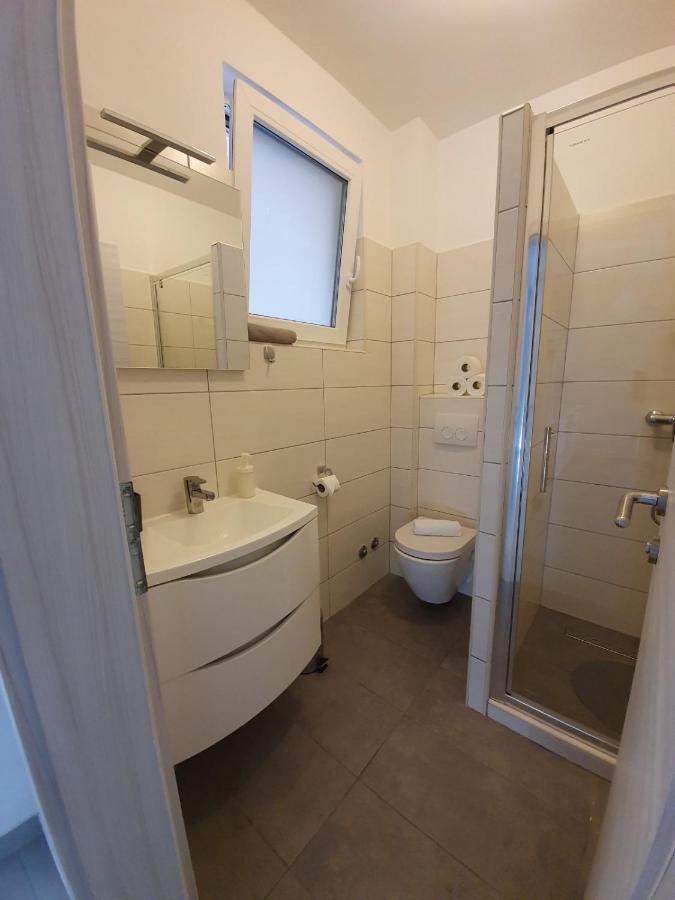 Apartmani Plaza Selce Eksteriør bilde