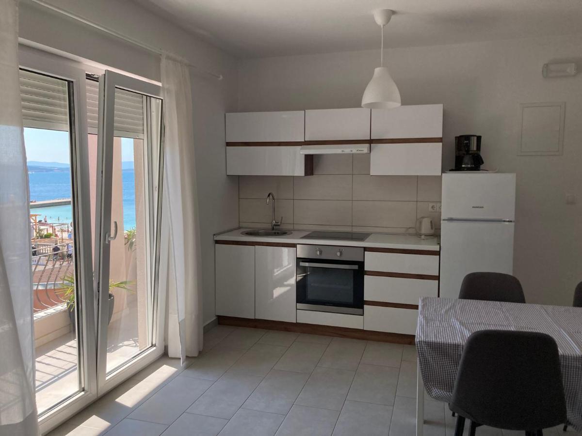 Apartmani Plaza Selce Eksteriør bilde